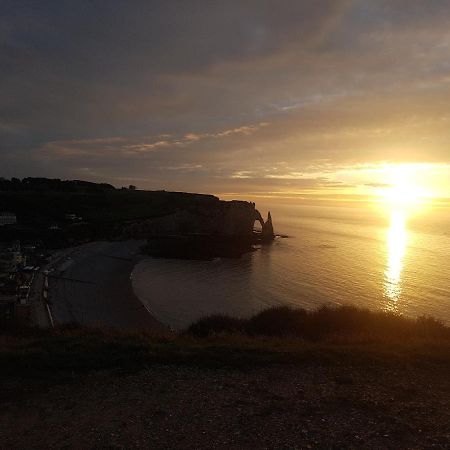 Les Lupins Bed & Breakfast Etretat Bagian luar foto